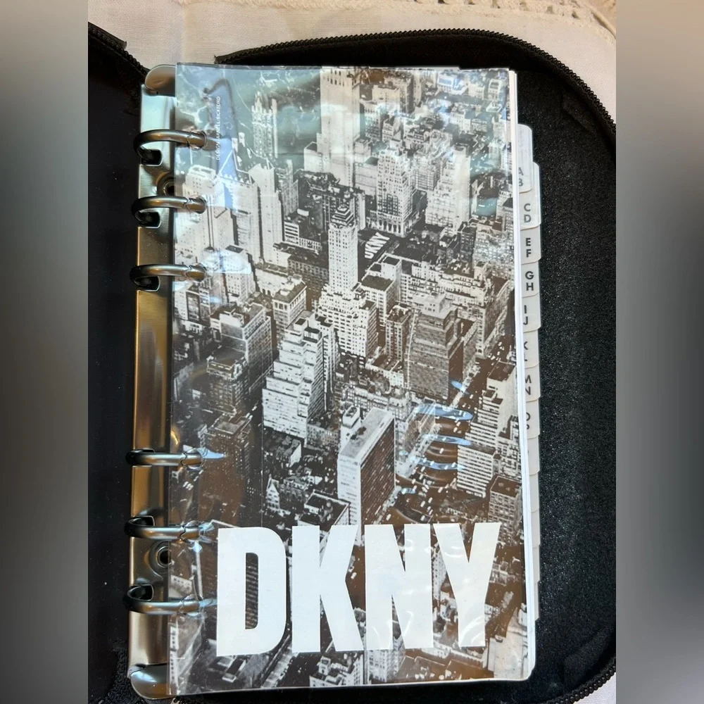 DKNY Planner